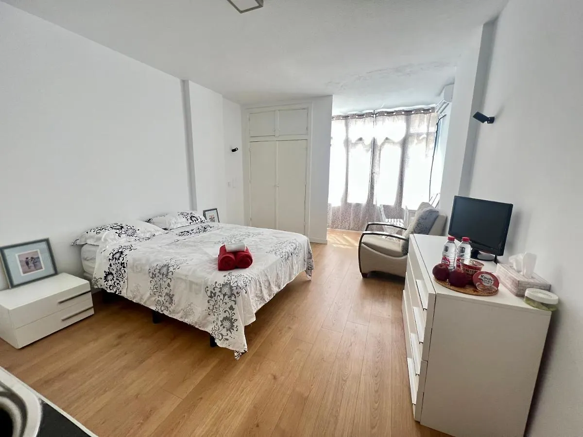 Antares House Premium, Estudio Torremolinos Con Piscina Apartment 0*,  Spain