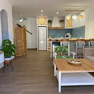  Apartment Apartamento La Carihuela